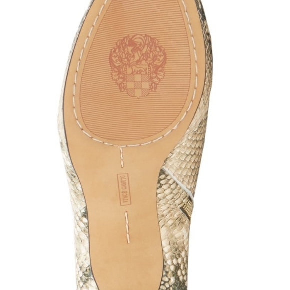 Vince Camuto Elvin Bootie - Picture 5 of 6